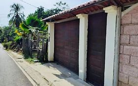 Tropical Bee Garden Holiday Houses